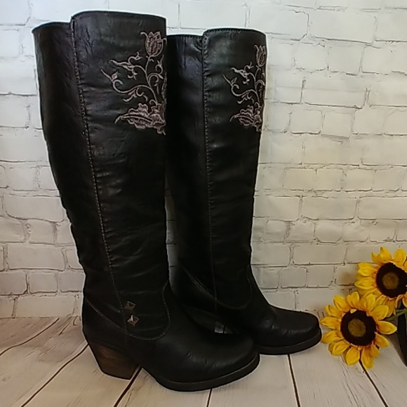 Apres Shoes - ⭐⭐Apres Embroidered Rock Star Boots